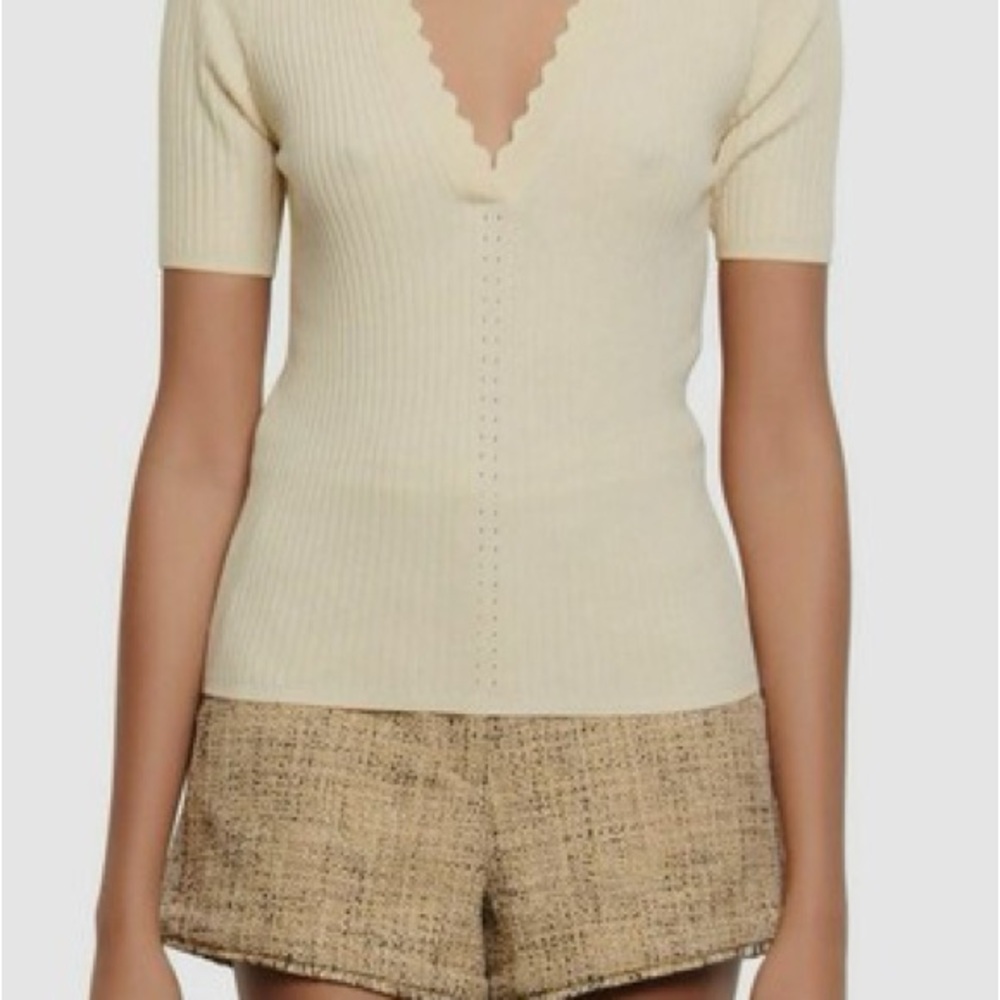 Sandro Scalloped V-Neck Ribbed short sleeve Top